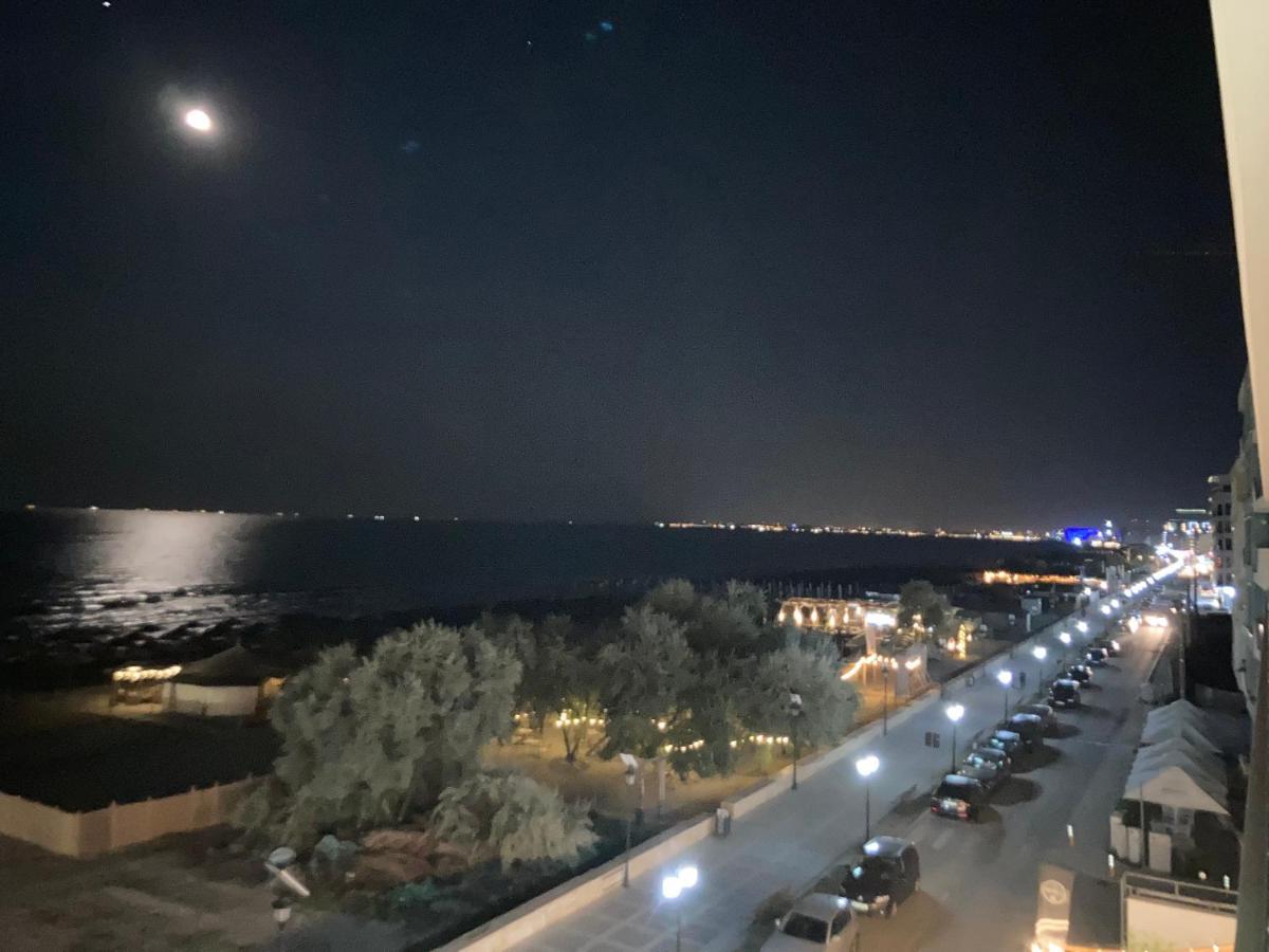 Apartament Sarah Morningstar Năvodari Zewnętrze zdjęcie