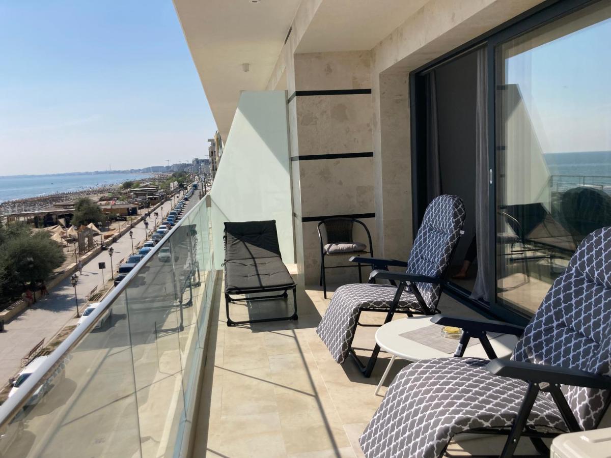 Apartament Sarah Morningstar Năvodari Zewnętrze zdjęcie