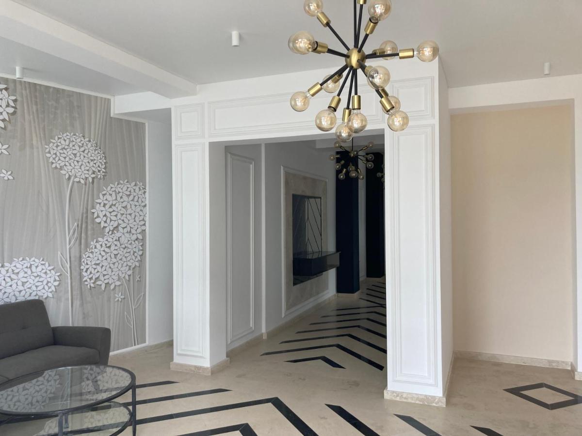 Apartament Sarah Morningstar Năvodari Zewnętrze zdjęcie